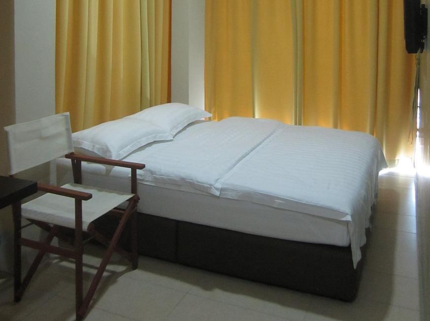 Place2Stay Hotel Malacca Exteriör bild
