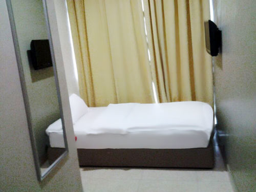 Place2Stay Hotel Malacca Exteriör bild